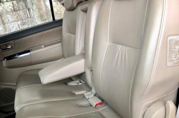 White Toyota Fortuner 2012 for sale in Automatic