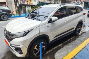 Sell White 2023 Toyota Rush in Manila