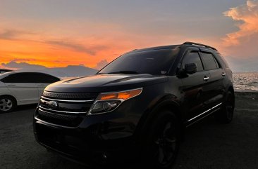 Selling White Ford Explorer 2013 in Pasig