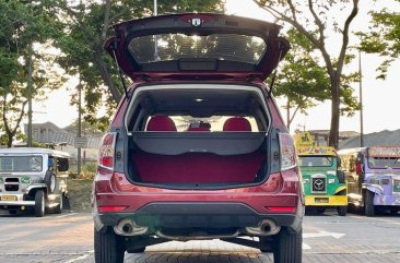 Selling White Subaru Forester 2011 in Makati