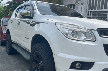 Selling White Chevrolet Trailblazer 2013 in Marikina