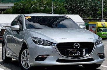 White Mazda 3 2018 for sale in Automatic