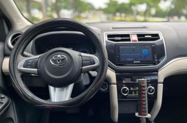 Selling Silver Toyota Rush 2020 in Makati