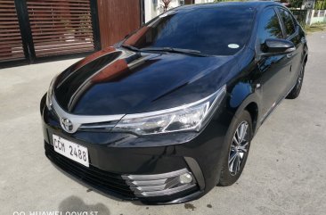 White Toyota Corolla altis 2016 for sale in Manual