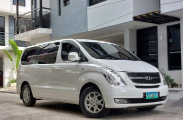 Sell White 2014 Hyundai Starex in Quezon City