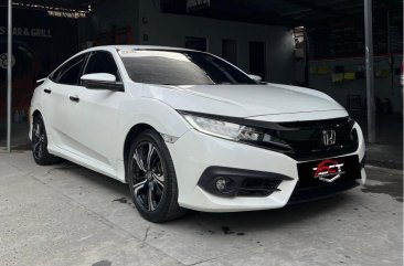White Honda Civic 2018 for sale in San Fernando