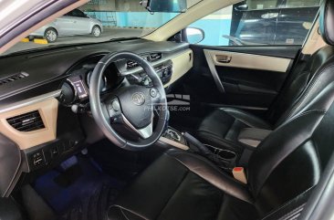 2016 Toyota Corolla Altis V 1.6 White Pearl  in Pasig, Metro Manila