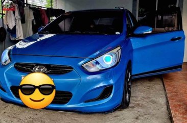 Selling White Hyundai Accent 2019 in Quezon City