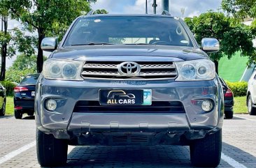 2010 Toyota Fortuner in Makati, Metro Manila