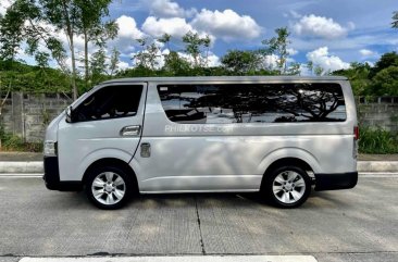 2022 Toyota Hiace  Commuter 3.0 M/T in Quezon City, Metro Manila