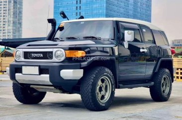 2014 Toyota FJ Cruiser  4.0L V6 in Manila, Metro Manila