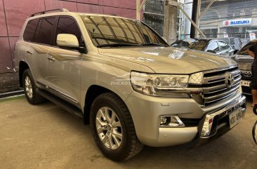 2019 Toyota Land Cruiser in Quezon City, Metro Manila