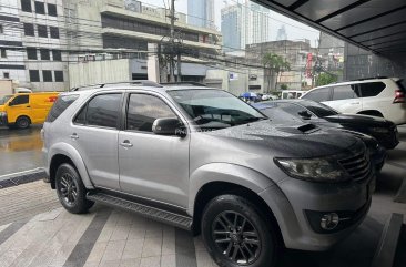 2015 Toyota Fortuner  2.4 V Diesel 4x2 AT in Makati, Metro Manila