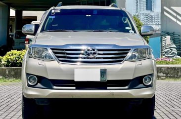 2012 Toyota Fortuner  2.7 G Gas A/T in Makati, Metro Manila