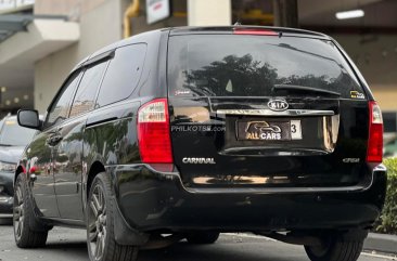 2010 Kia Carnival in Makati, Metro Manila