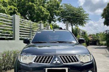 Selling White Mitsubishi Montero 2012 in Las Piñas