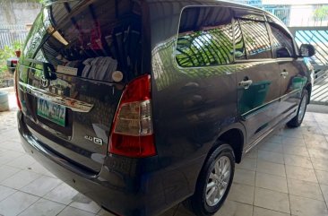 Selling White Toyota Innova 2014 in Pasig