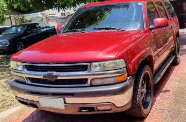 White Chevrolet Suburban 2004 for sale in Automatic