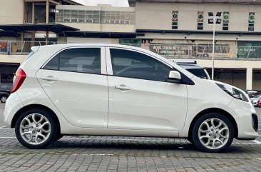 White Kia Picanto 2015 for sale in Makati