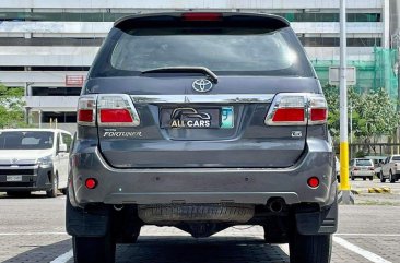 Sell White 2010 Toyota Fortuner in Makati