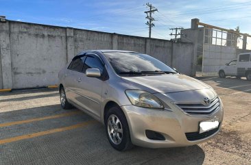 Sell White 2012 Toyota Vios in Lipa