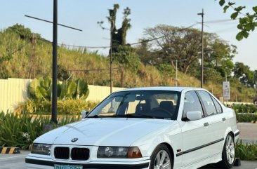 White Bmw 316i 1995 for sale in San Mateo