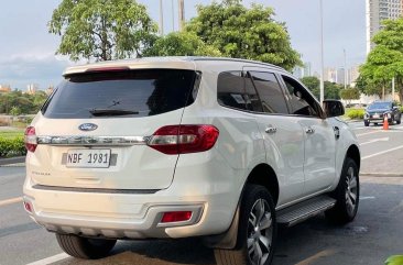 Sell White 2016 Ford Everest in Makati