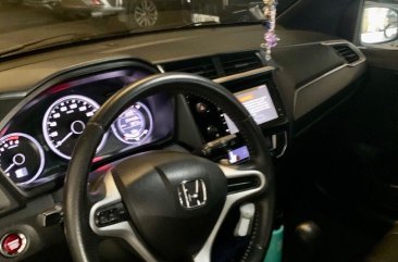 White Honda BR-V 2017 for sale in Automatic