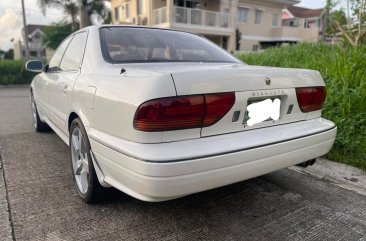 Selling White Mitsubishi Diamante 1994 in Santa Rosa