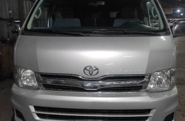 White Toyota Hiace 2013 for sale in Manual