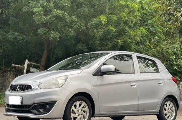 Selling White Mitsubishi Mirage 2018 in Las Piñas