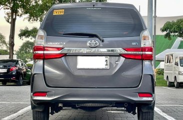 Selling White Toyota Avanza 2019 in Makati