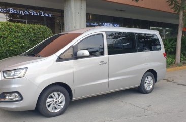 Sell White 2019 JAC M4 in Pasig