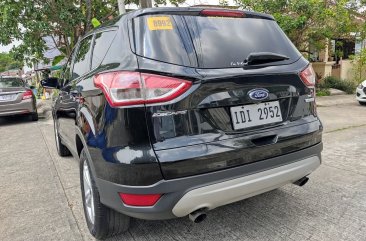 White Ford Escape 2015 for sale in Automatic