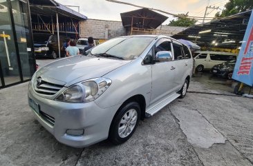 Sell White 2010 Toyota Innova in Manila