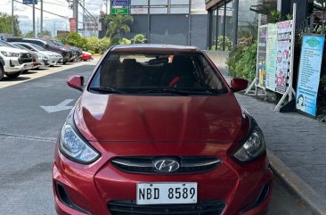 Selling White Hyundai Accent 2019 in Manila