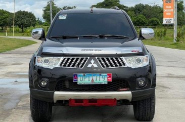 White Mitsubishi Montero sport 2013 for sale in Manual