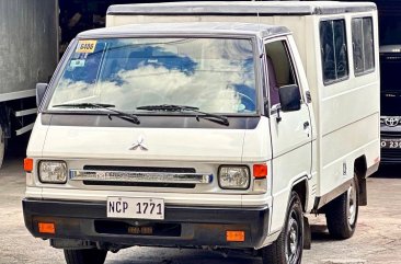 Selling White Mitsubishi L300 2017 in Parañaque