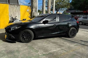 Sell White 2015 Mazda 3 in Quezon City