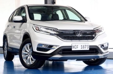 Sell White 2017 Honda Cr-V in Quezon City