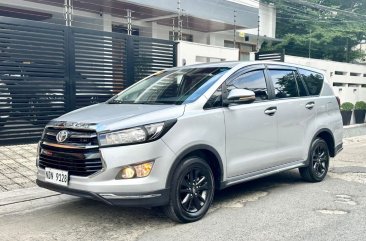 Selling White Toyota Innova 2020 in Pasig