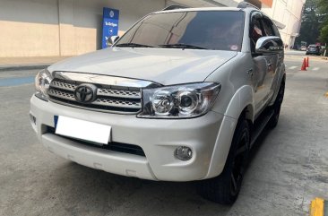 White Toyota Fortuner 2012 for sale in Automatic