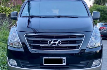 White Hyundai Grand starex 2018 for sale in Las Piñas