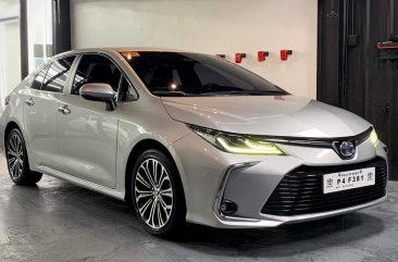 Selling Silver Toyota Altis 2020 in Manila