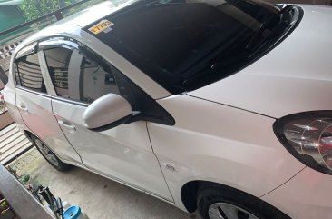 Selling White Honda Brio amaze 2016 in Quezon City