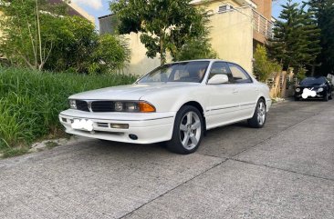 Selling White Mitsubishi Diamante 1994 in Santa Rosa