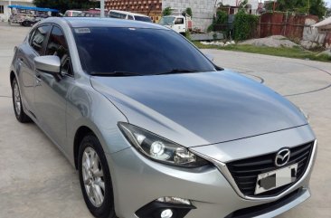 White Mazda 3 2014 for sale in Automatic