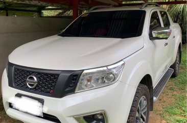 Selling Pearl White Nissan Navara 2019 in Manila
