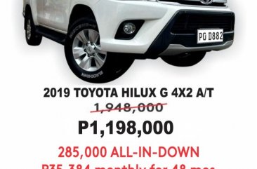 White Toyota Hilux 2019 for sale in Automatic