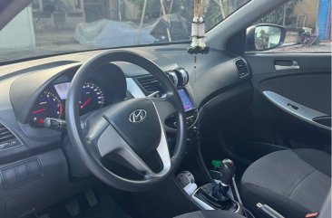 Sell White 2015 Hyundai Accent in Lucena